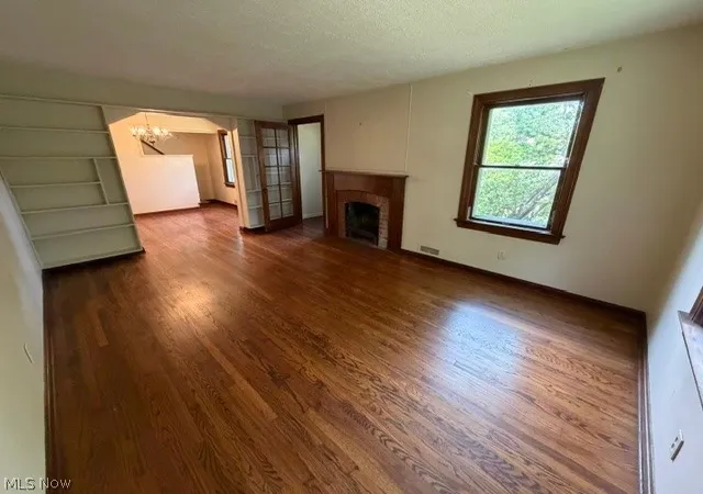 Photo 4 of Single family home for sale at 3452 Hillside Rd, Seven Hills, OH 44131 | MLS# 5228679 | Listing updated on 2026-09-30