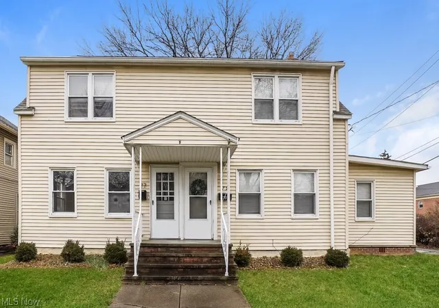 Homes for sale in Berea, OH | 77 E Bridge St, Berea, OH 44017 | MLS# 5227797
