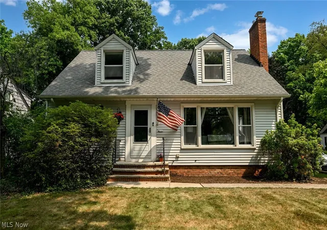 1st image of 5295 Case Ave, Lyndhurst, OH 44124 | MLS# 5228261
