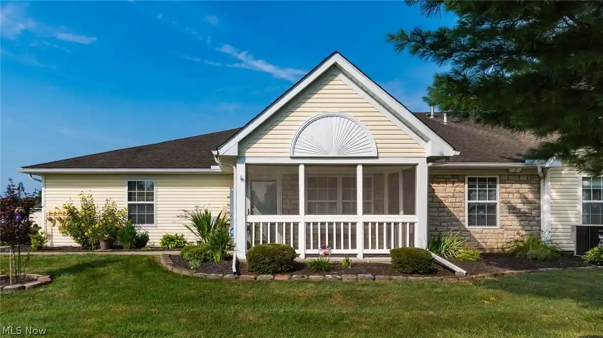 Photo 1 of Condo for sale at 291 C Goosepond Rd, Newark, OH 43055 | MLS# 5227575 | Listing updated on 2026-10-16