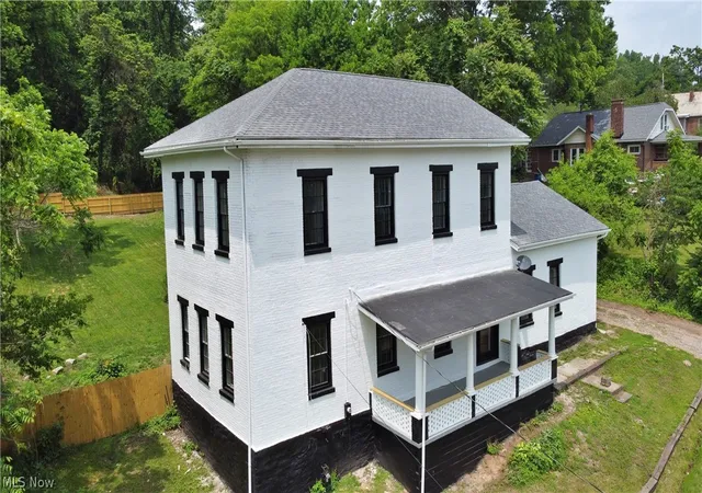Photo 4 of Single family home for sale at 1521 Adamsville Rd, Zanesville, OH 43701 | MLS# 5228750 | Listing updated on 2026-07-18
