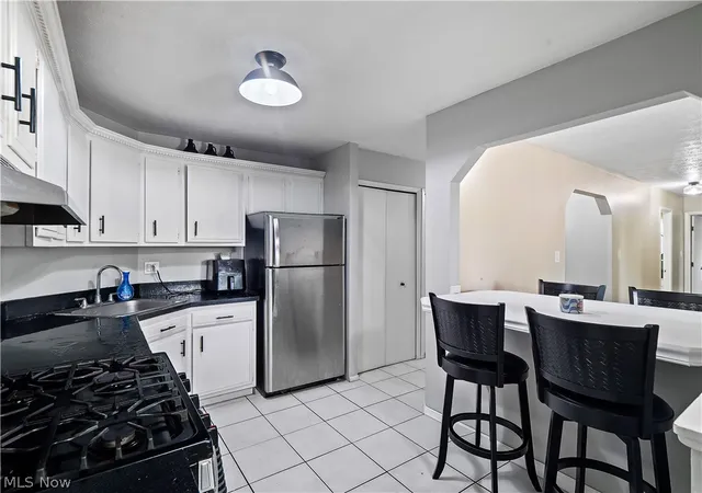 Photo 3 of Condo for sale at 3675 Clague Rd #316, North Olmsted, OH 44070 | MLS# 5224037 | Listing updated on 2026-09-01