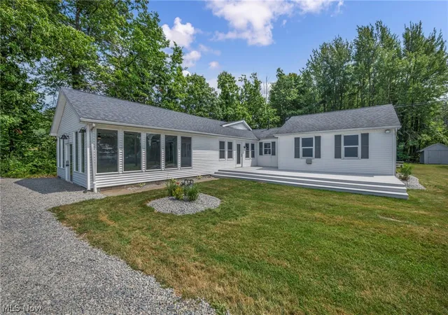 1st image of 6940 Lake Rd W, Ashtabula, OH 44004 | MLS# 5228269