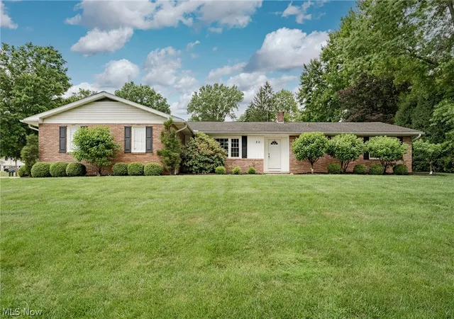 1st image of 86 Blue Hill Ln, Fairlawn, OH 44333 | MLS# 5228711