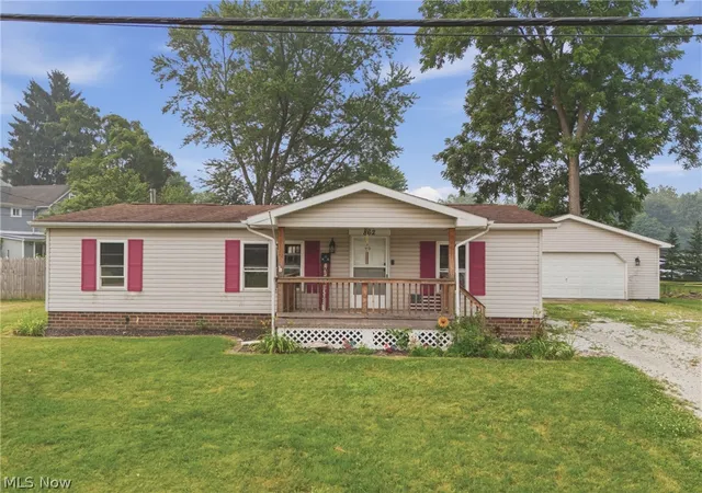 1st image of 862 S Grant Blvd, Minerva, OH 44657 | MLS# 5225395