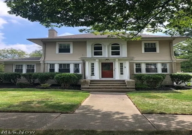Photo 1 of Single family home for sale at 515 Sunset View Dr, Akron, OH 44320 | MLS# 5228508 | Listing updated on 2026-07-20