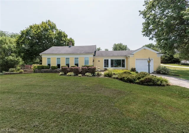 1st image of 460 Granger Rd, Medina, OH 44256 | MLS# 5228143