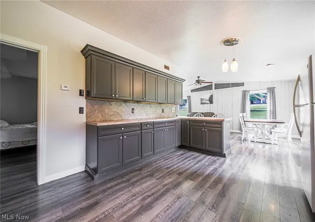 5th image of 6102 Vale View Dr Sw, Sherrodsville, OH 44675 | MLS# 5228522