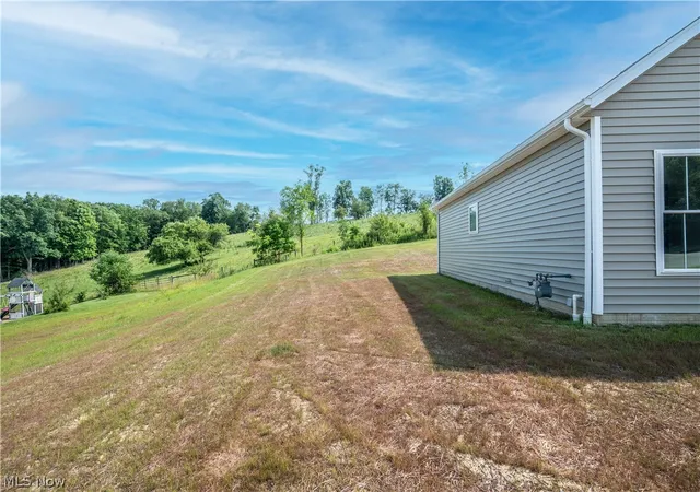 Homes for sale in East Palestine, OH | 135 Hillside Dr, East Palestine, OH 44413 | MLS# 5228391