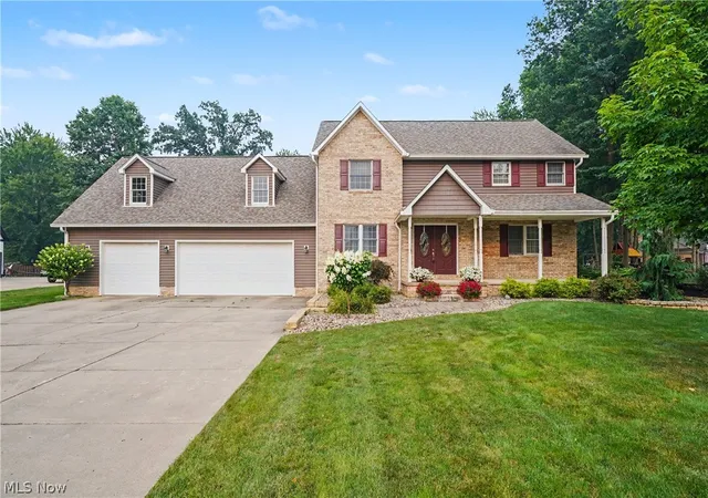 Homes for sale in Columbiana, OH | 580 Terra Verde Ave, Columbiana, OH 44408 | MLS# 5228566