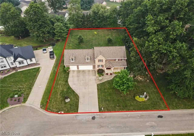 Homes for sale in Columbiana, OH | 580 Terra Verde Ave, Columbiana, OH 44408 | MLS# 5228566
