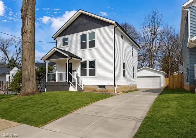 1st image of 1331 Leonora Ave, Akron, OH 44305 | MLS# 5228816