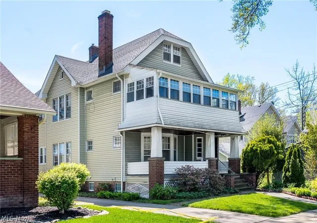 Photo 3 of Multi family home for sale at 12905 Arliss Dr, Lakewood, OH 44107 | MLS# 5228361 | Listing updated on 2026-10-06