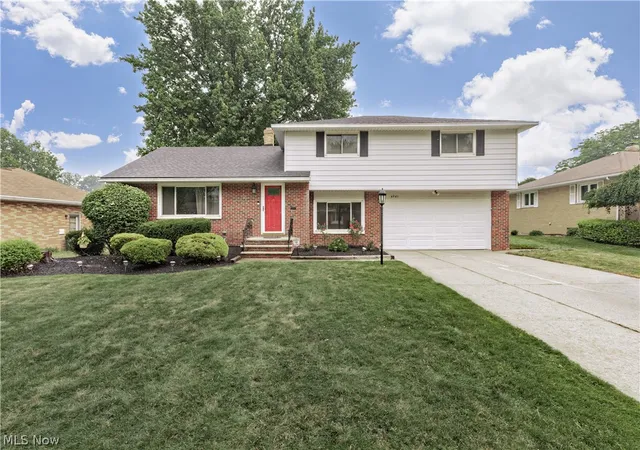 Photo 1 of Sale Pending at 4945 Hartley Dr, Cleveland, OH 44124 | MLS# 5228650 | Listing updated on 2026-08-28