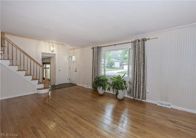 Photo 2 of Sale Pending at 4945 Hartley Dr, Cleveland, OH 44124 | MLS# 5228650 | Listing updated on 2026-08-28