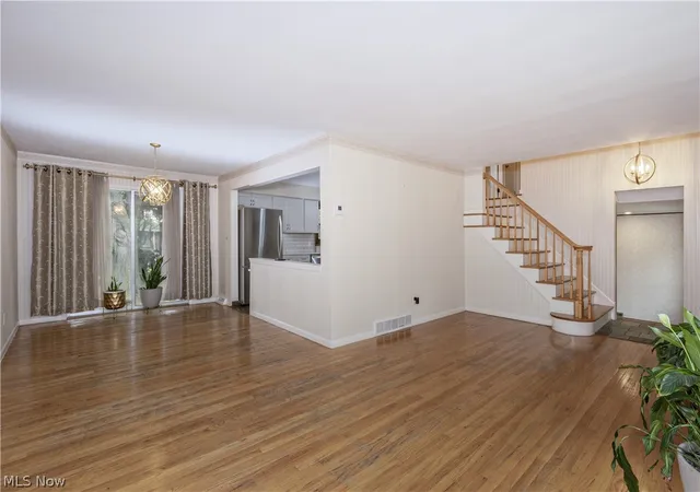 Photo 4 of Sale Pending at 4945 Hartley Dr, Cleveland, OH 44124 | MLS# 5228650 | Listing updated on 2026-08-28