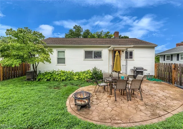 Homes for sale in North Olmsted, OH | 3659 W 232 St, North Olmsted, OH 44070 | MLS# 5228689