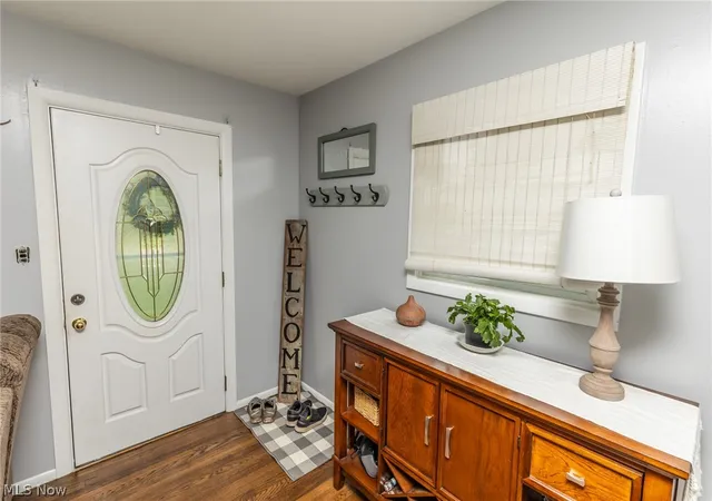 Homes for sale in North Olmsted, OH | 3659 W 232 St, North Olmsted, OH 44070 | MLS# 5228689