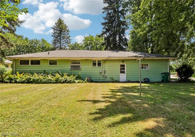 Photo 3 of Sale Pending at 691 Madison Ave, Painesville Twp, OH 44077 | MLS# 5228237 | Listing updated on 2026-08-25