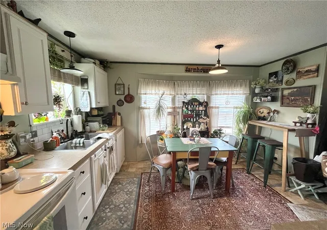 3rd image of 13 Cherokee Ln, Creston, OH 44217 | MLS# 5228777