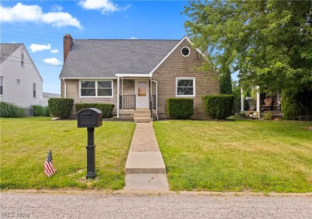 1st image of 107 Clearview Ave, Weirton, WV 26062 | MLS# 5228157