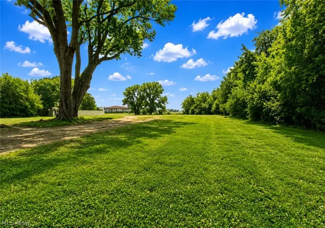 4th image of 111 W Catawba Rd, Port Clinton, OH 43452 | MLS# 5228797