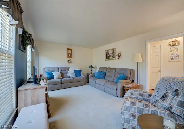 Photo 4 of Single family home for sale at 6008 Conneaut Light Dr, Vermilion, OH 44089 | MLS# 5228833 | Listing updated on 2026-08-28