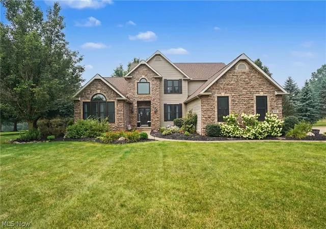 Homes for sale in Wadsworth, OH | 841 Chardoney Dr, Wadsworth, OH 44281 | MLS# 5228869