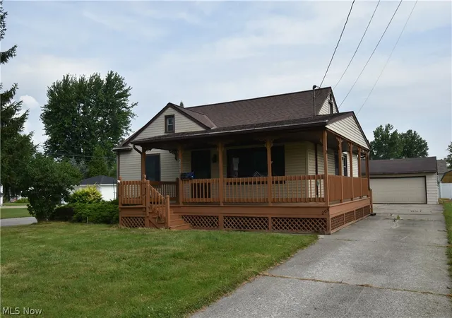 Photo 1 of Single family home for sale at 209 Sipple Ave, Amherst, OH 44001 | MLS# 5227013 | Listing updated on 2026-09-01