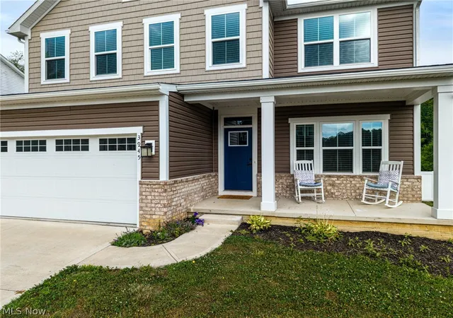 Photo 3 of Single family home for sale at 3945 Old Hickory Ave NW, Canton, OH 44718 | MLS# 5228405 | Listing updated on 2026-09-16