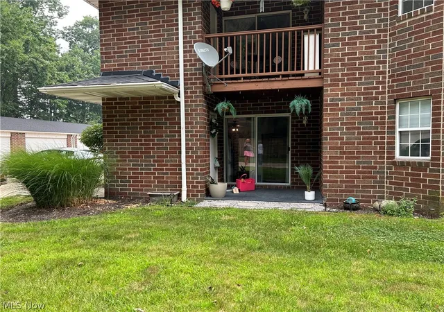 Homes for sale in Broadview Heights, OH | 1200 Tollis Pkwy #127, Broadview Heights, OH 44147 | MLS# 5227707