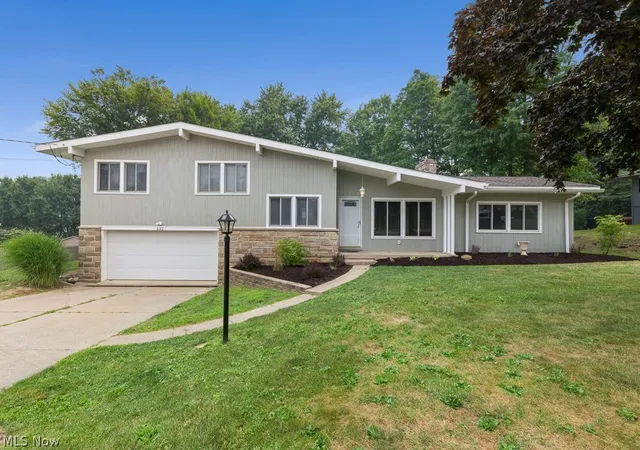 1st image of 332 Smith Dr, Tallmadge, OH 44278 | MLS# 5228906