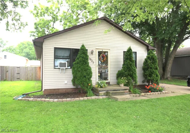 Homes for sale in Vermilion, OH | 1025 Jackson St, Vermilion, OH 44089 | MLS# 5227512