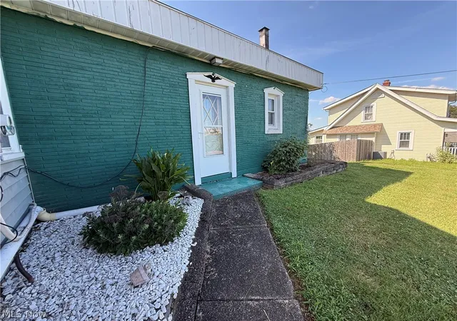 4th image of 141 Warren Ln, Wintersville, OH 43953 | MLS# 5226691