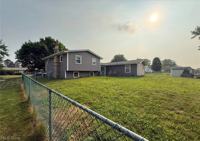 2nd image of 5364 Pisces St Sw, Canton, OH 44706 | MLS# 5228922
