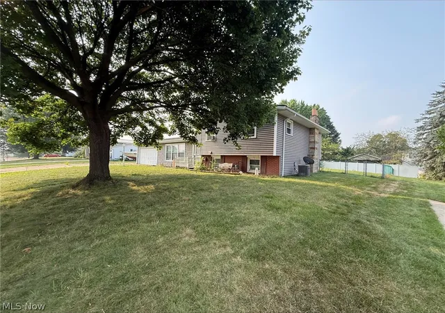 3rd image of 5364 Pisces St Sw, Canton, OH 44706 | MLS# 5228922