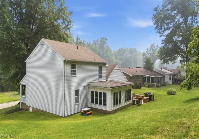 Homes for sale in Vienna, WV | 1004 51St St, Vienna, WV 26105 | MLS# 5228926