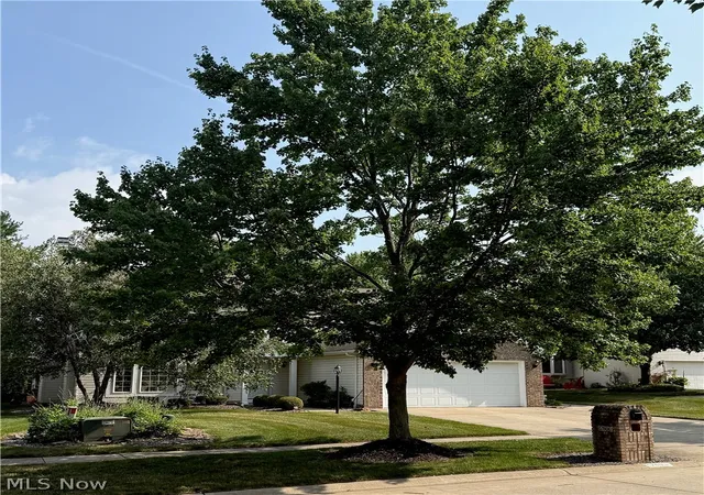 2nd image of 17806 Brandywine Dr, Strongsville, OH 44136 | MLS# 5228951