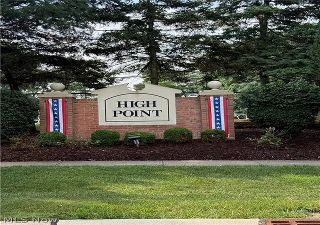 33rd image of 17806 Brandywine Dr, Strongsville, OH 44136 | MLS# 5228951