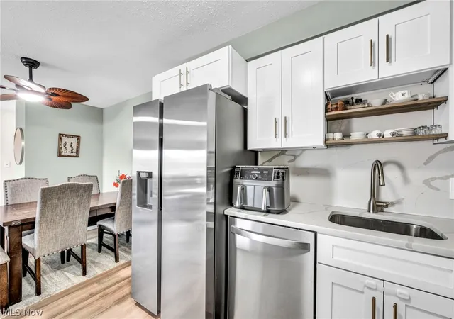 5th image of 3400 Wooster Rd Rd #614, Rocky River, OH 44116 | MLS# 5228953