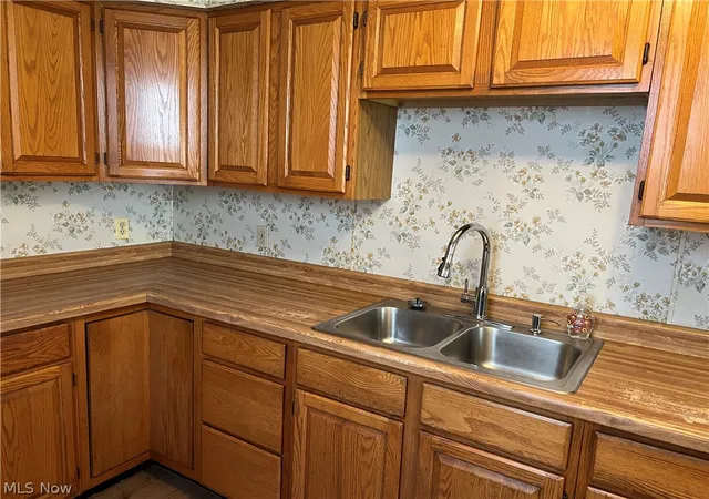 Photo 3 of Single family home for sale at 306 N 2nd Street, Belmont, OH 43718 | MLS# 5228947 | Listing updated on 2026-08-17