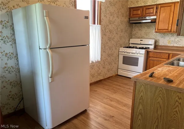 Photo 3 of Single family home for sale at 306 N 2nd Street, Belmont, OH 43718 | MLS# 5228947 | Listing updated on 2026-08-17