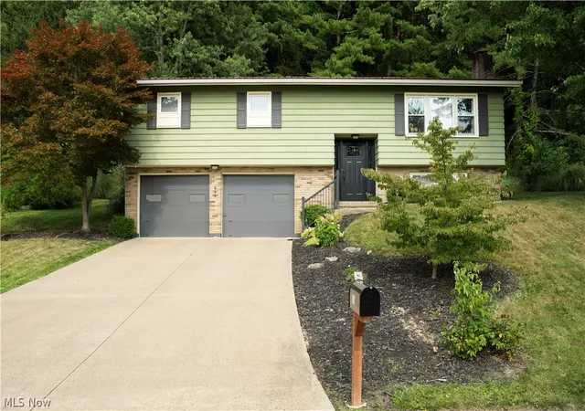 1st image of 894 Green Dr, Coshocton, OH 43812 | MLS# 5228454