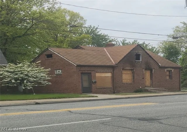 Homes for sale in Cleveland, OH | 3080 Warren Rd, Cleveland, OH 44111 | MLS# 5228877