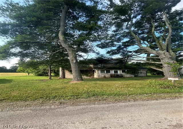 1st image of 12930 Stoney Point Rd, New Concord, OH 43762 | MLS# 5229001