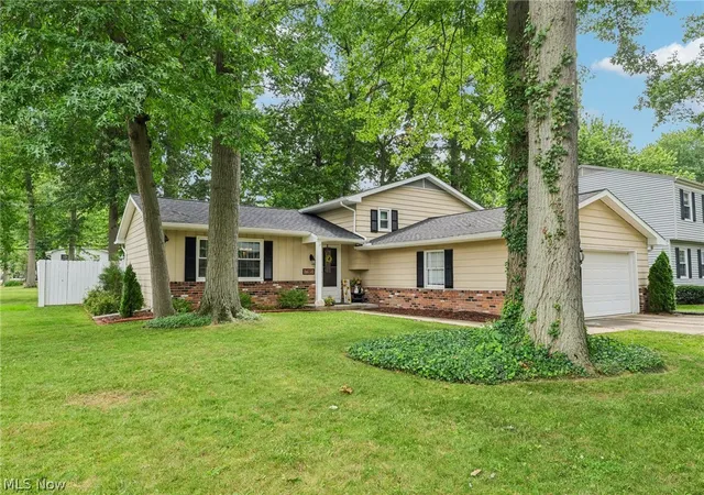 2nd image of 7195 Taft St, Mentor, OH 44060 | MLS# 5226796