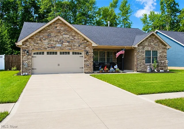 2nd image of 40011 Hope Ct, Elyria, OH 44035 | MLS# 5229004
