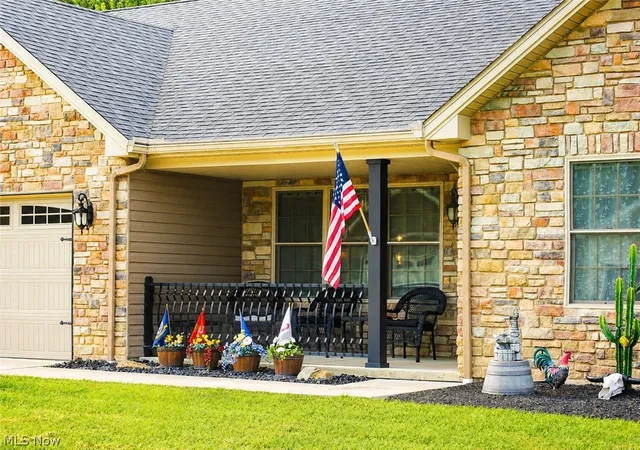 4th image of 40011 Hope Ct, Elyria, OH 44035 | MLS# 5229004