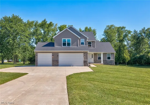 Photo 1 of Single family home for sale at 3841 Laurel Rd, Brunswick, OH 44212 | MLS# 5228978 | Listing updated on 2026-08-15