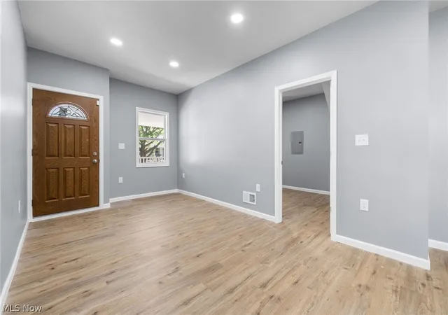 3rd image of 3929 Riverside Ave, Cleveland, OH 44109 | MLS# 5229100